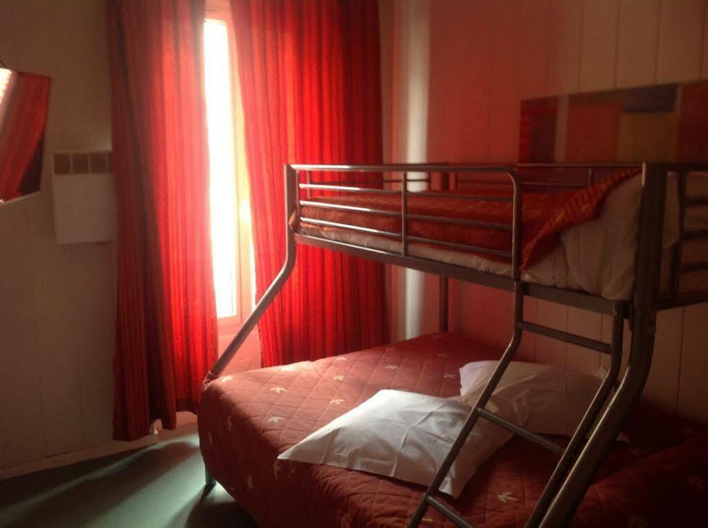 Untalented Hotel - Villette Paris Luaran gambar